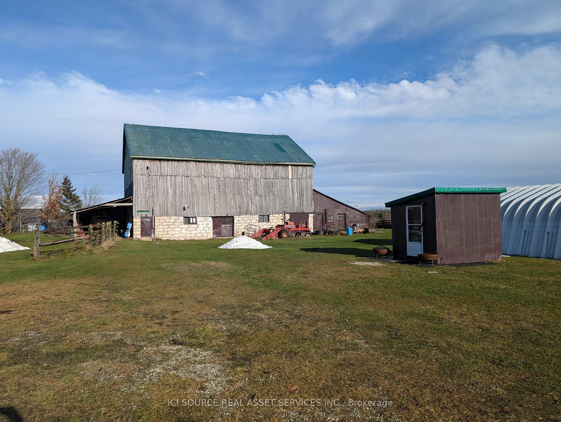 Photo 1 of 702561 Sideroad 5, Chatsworth — HOMEH