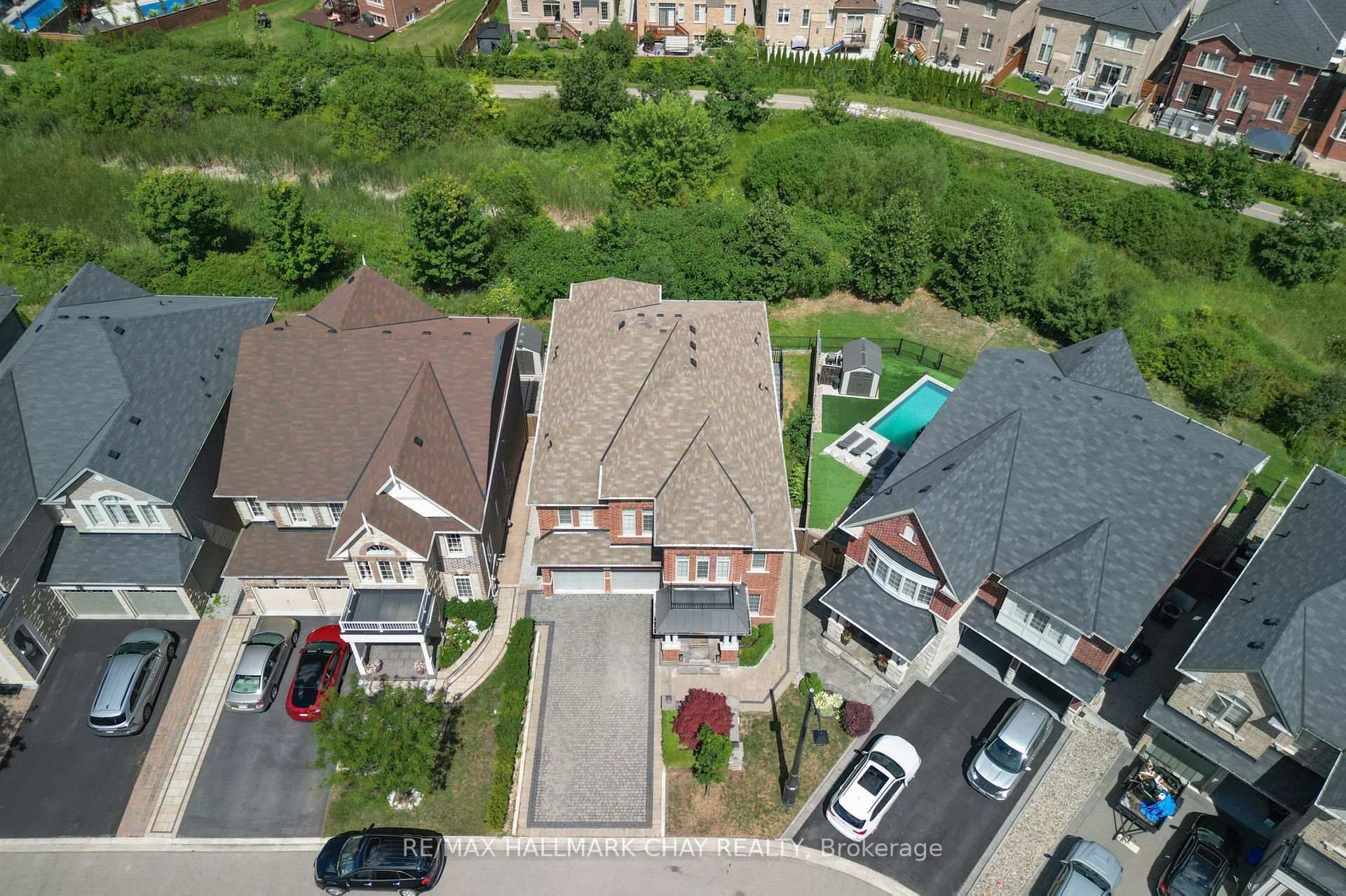 Photo 22 of 25 Card Lumber Crescent, Vaughan, Kleinburg — HOMEH