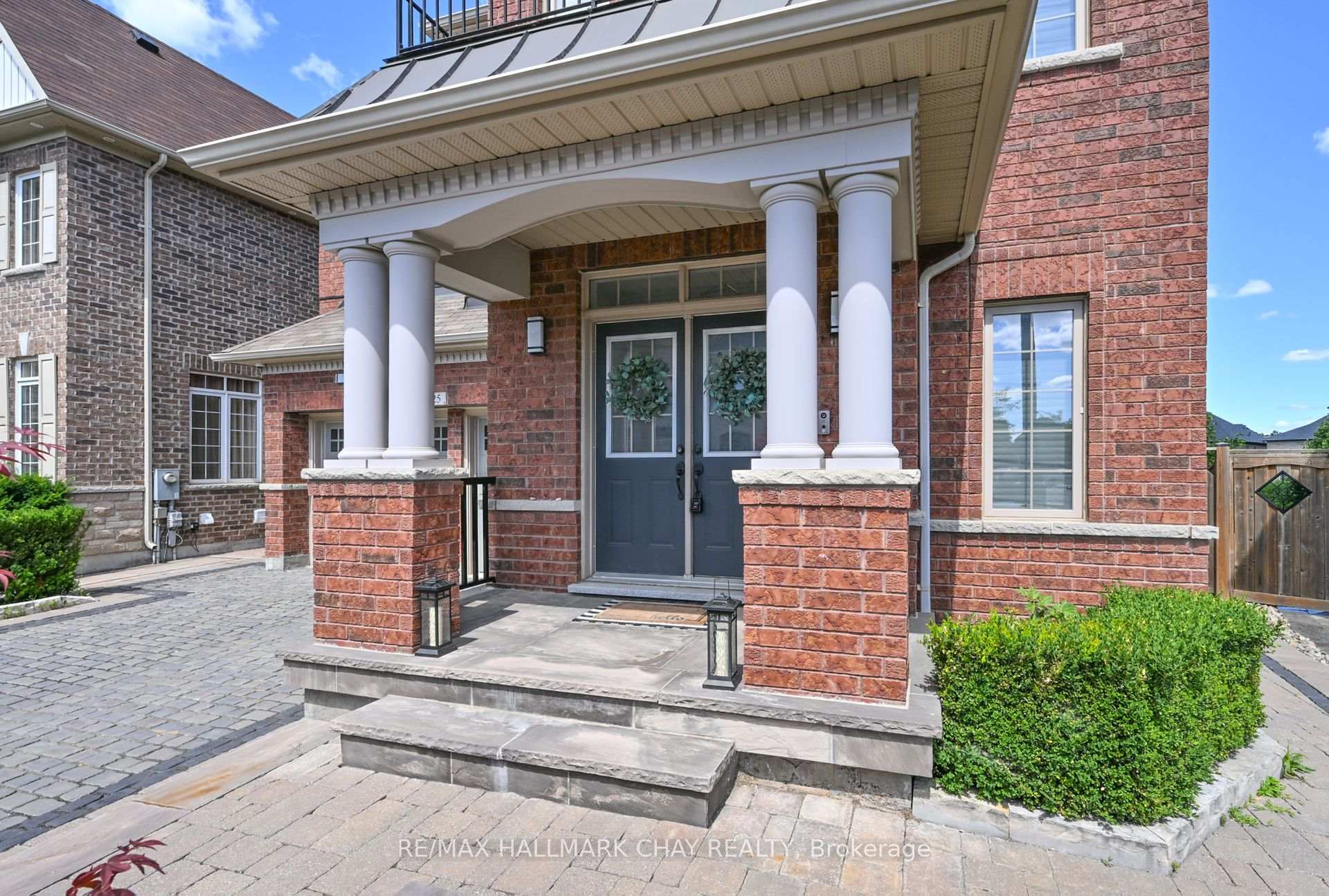 Photo 6 of 25 Card Lumber Crescent, Vaughan, Kleinburg — HOMEH