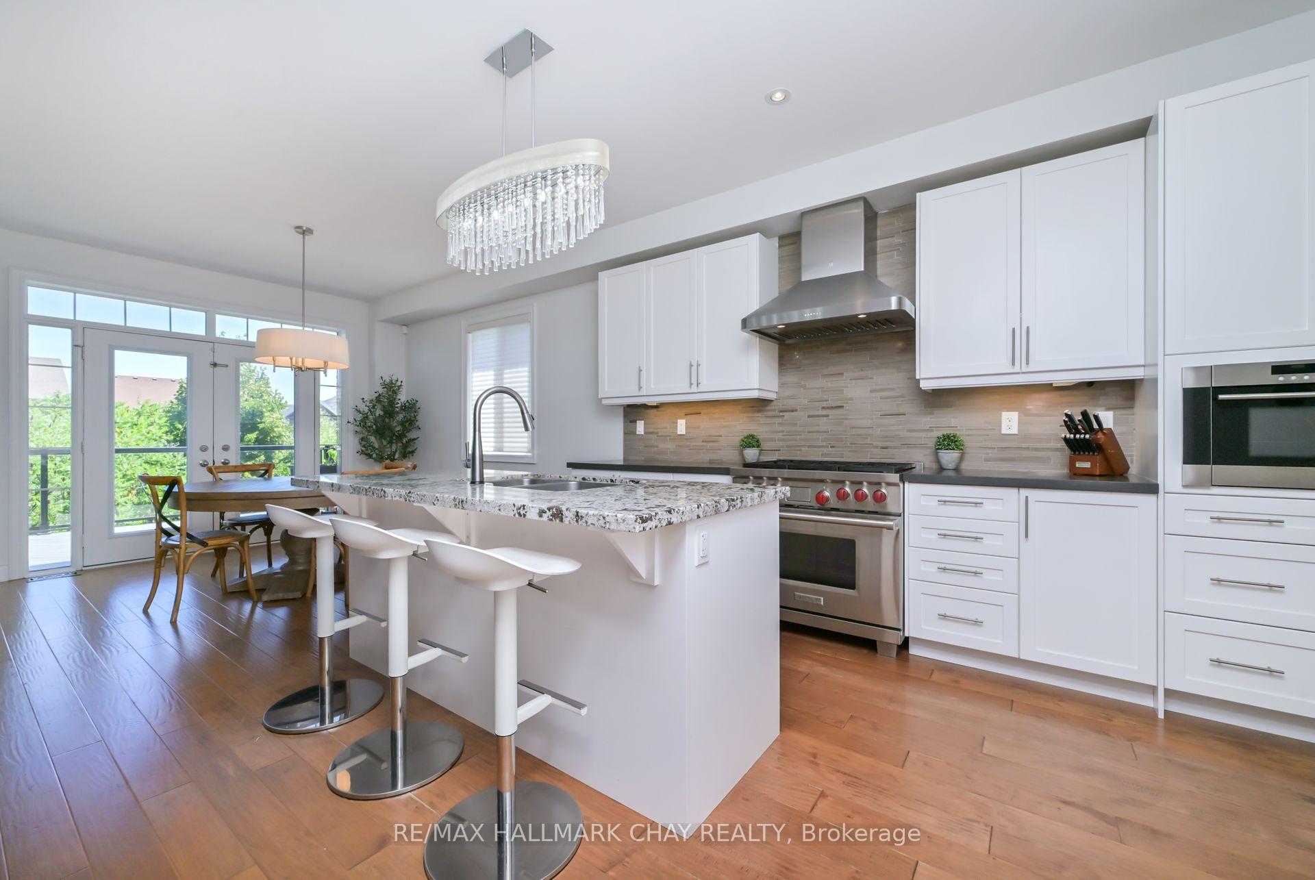 Photo 15 of 25 Card Lumber Crescent, Vaughan, Kleinburg — HOMEH