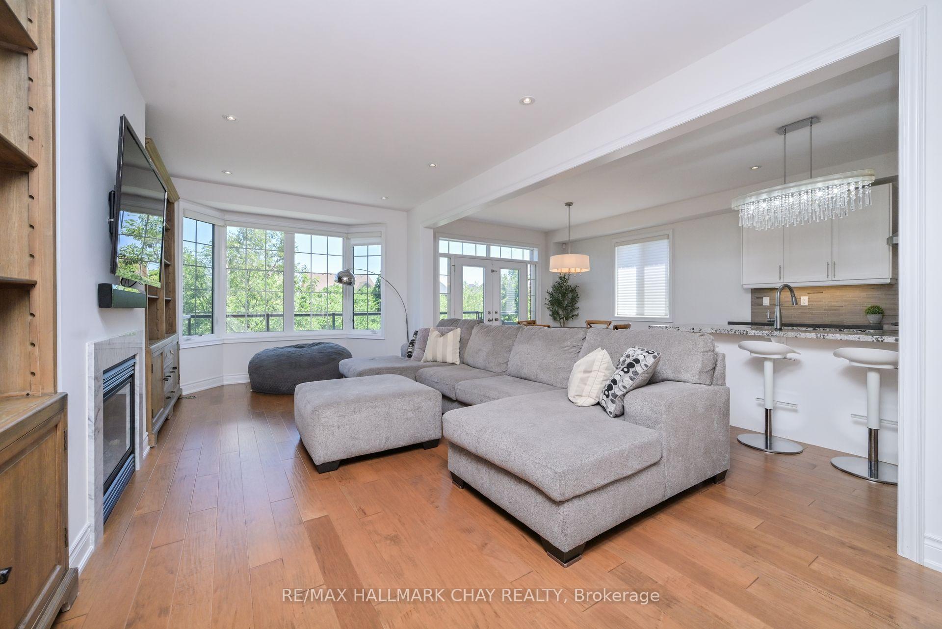 Photo 45 of 25 Card Lumber Crescent, Vaughan, Kleinburg — HOMEH
