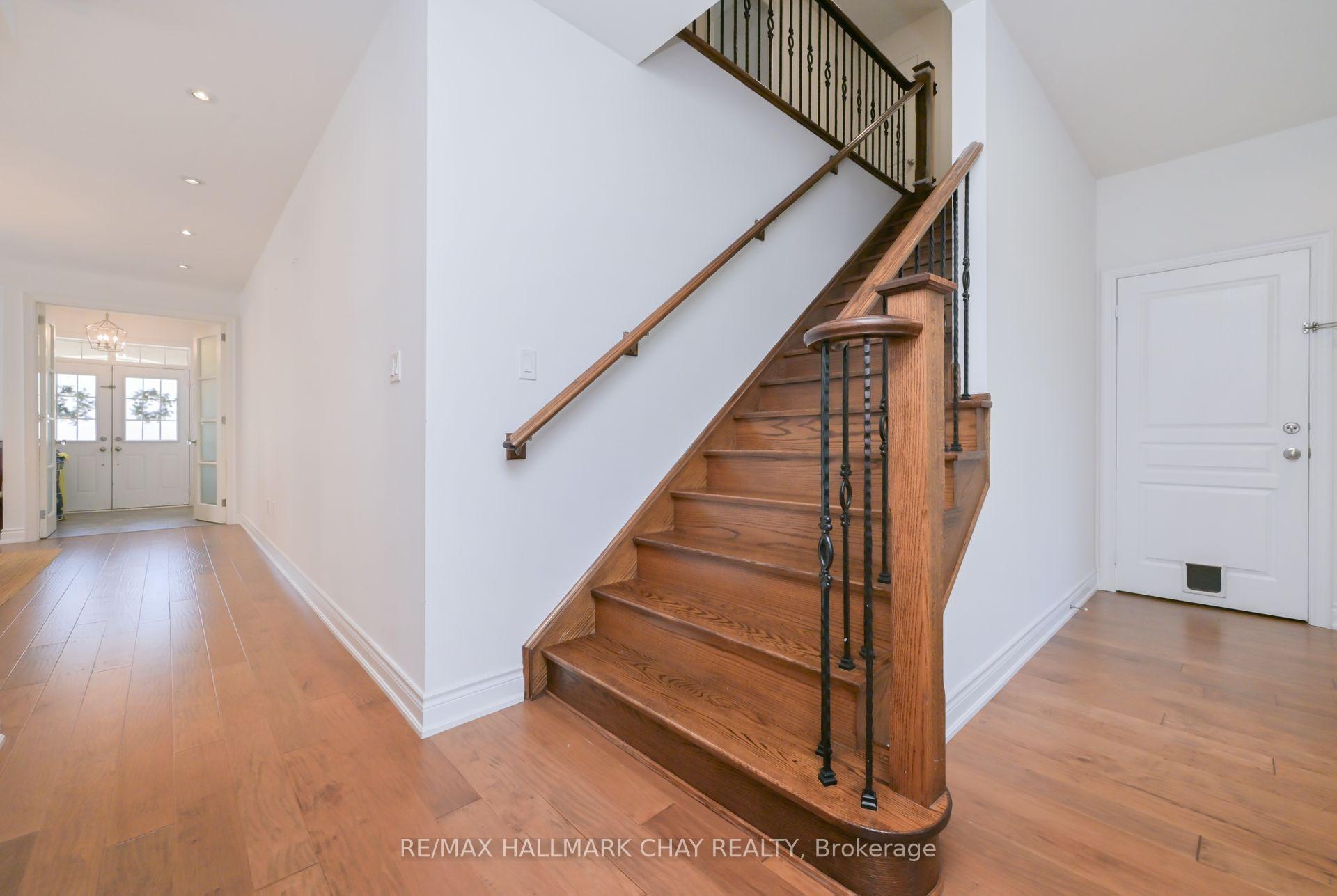Photo 25 of 25 Card Lumber Crescent, Vaughan, Kleinburg — HOMEH