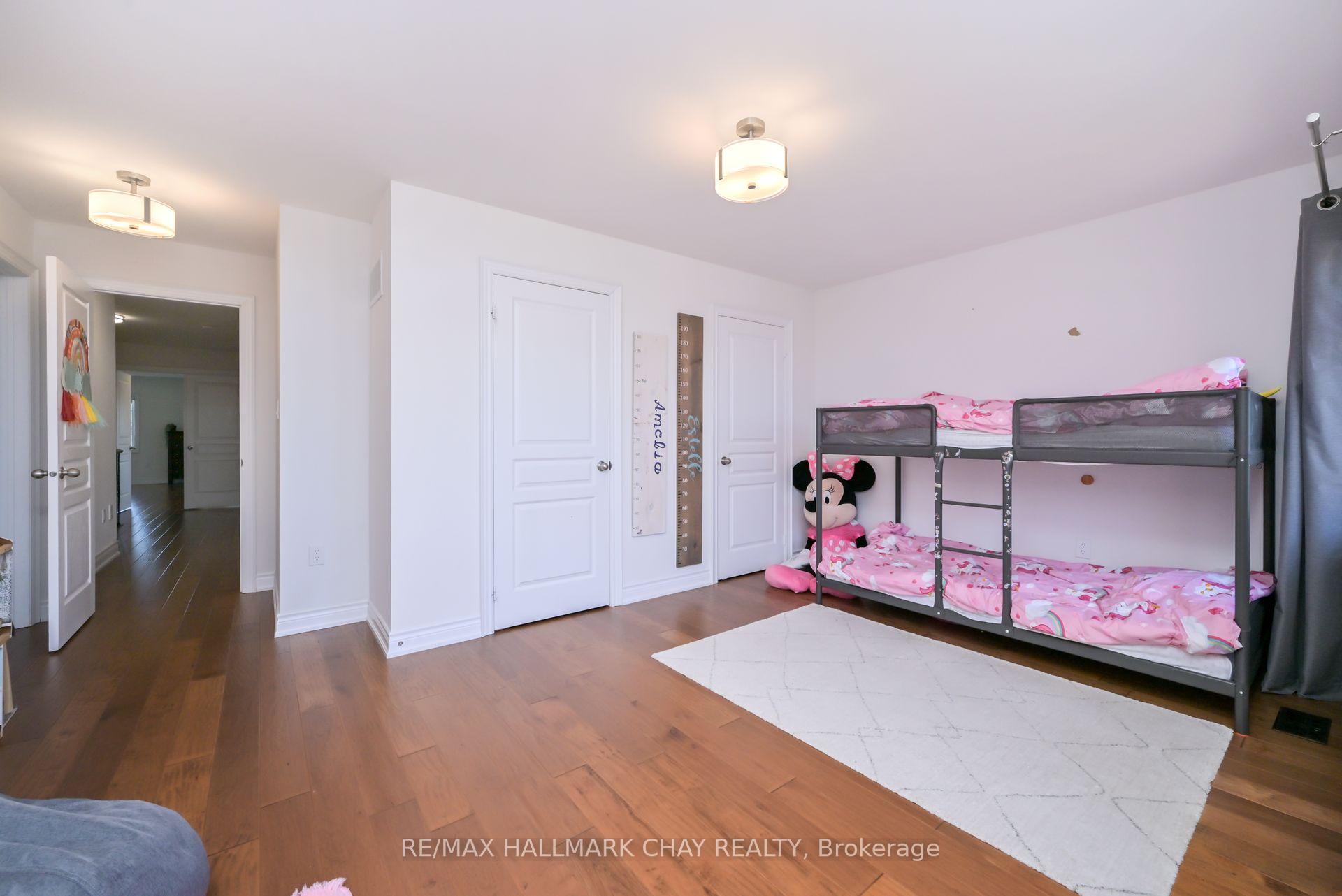 Photo 47 of 25 Card Lumber Crescent, Vaughan, Kleinburg — HOMEH