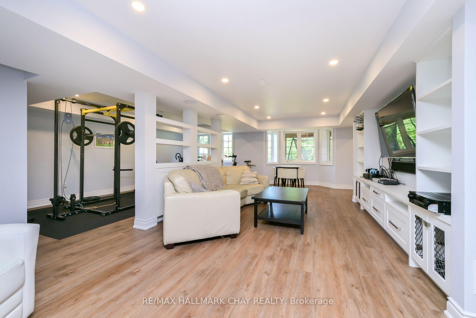 Photo 39 of 25 Card Lumber Crescent, Vaughan, Kleinburg — HOMEH