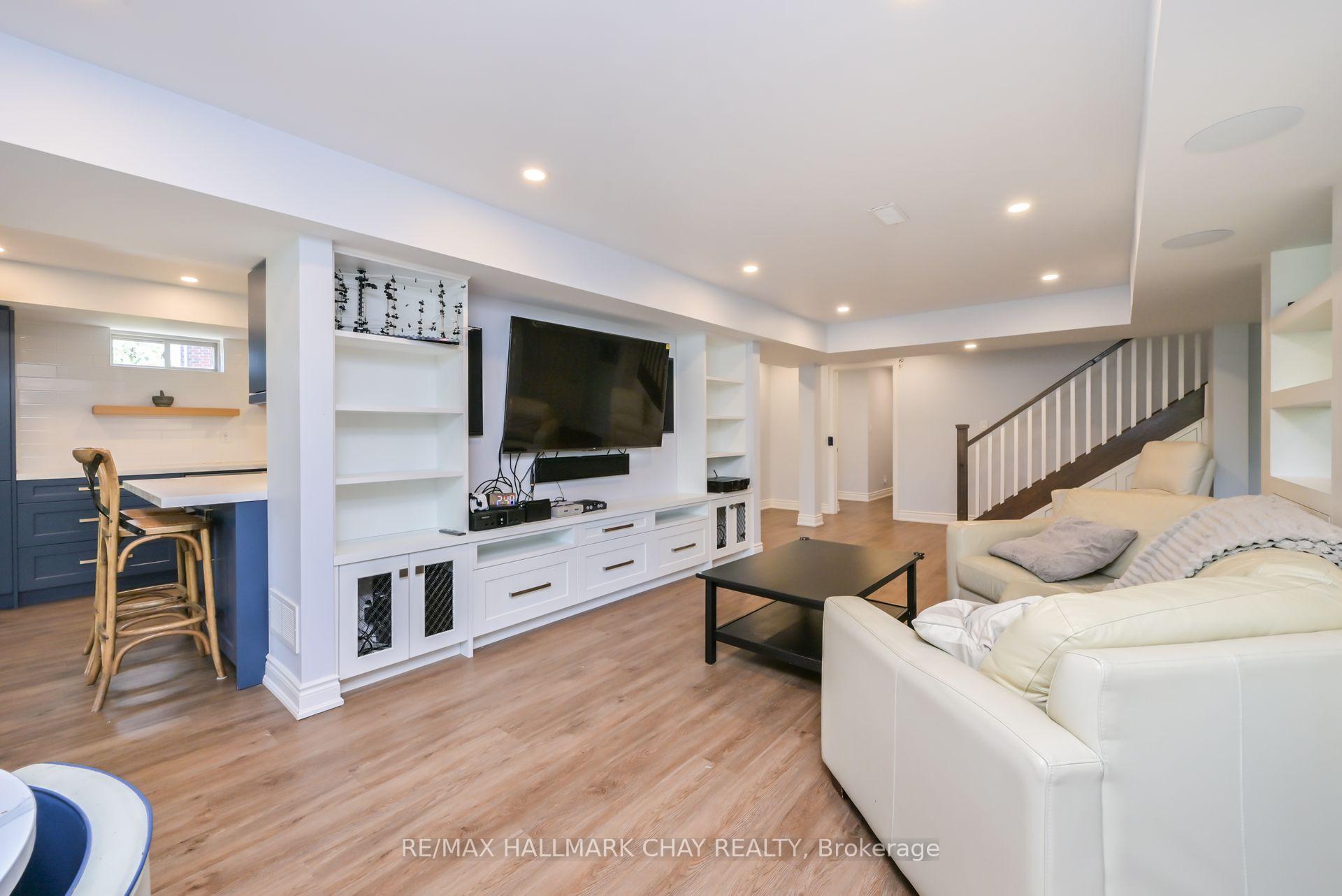 Photo 36 of 25 Card Lumber Crescent, Vaughan, Kleinburg — HOMEH