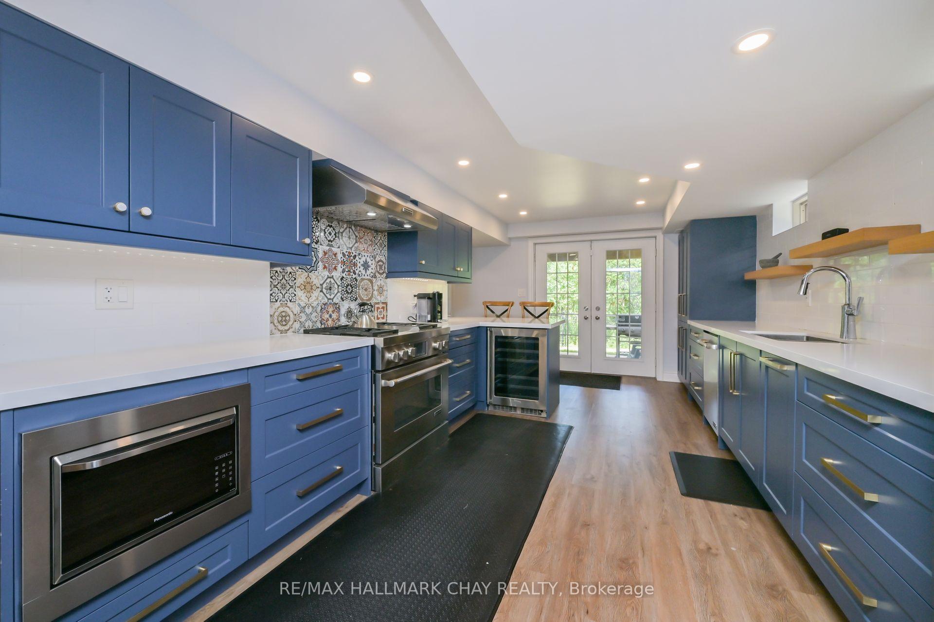 Photo 16 of 25 Card Lumber Crescent, Vaughan, Kleinburg — HOMEH