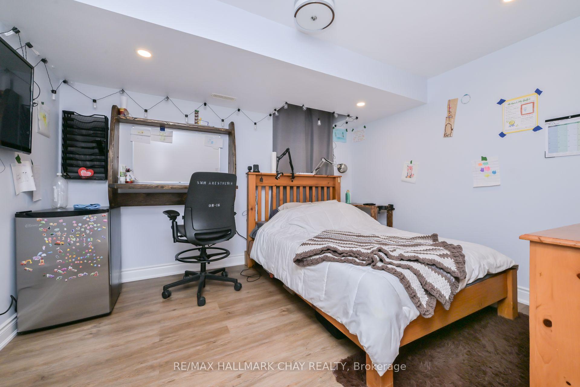 Photo 48 of 25 Card Lumber Crescent, Vaughan, Kleinburg — HOMEH