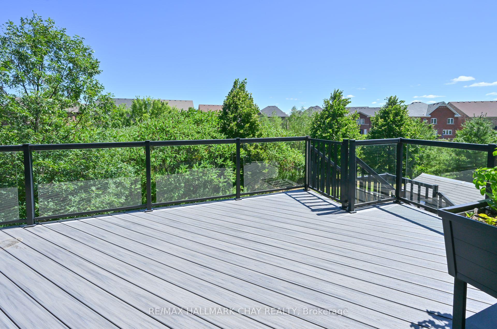 Photo 44 of 25 Card Lumber Crescent, Vaughan, Kleinburg — HOMEH