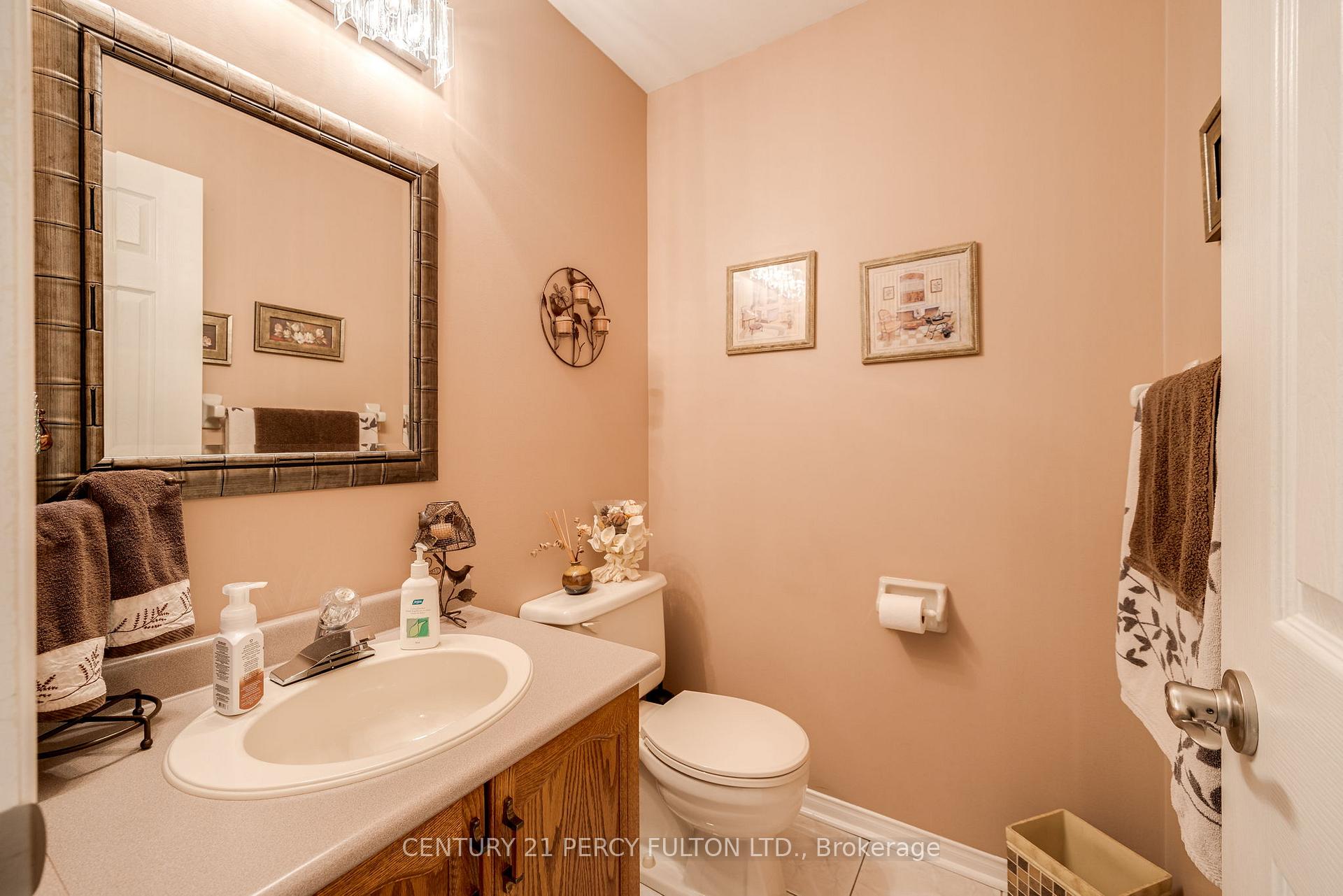 Photo 13 of 249 Mossbrook Square, Pickering, Highbush — HOMEH
