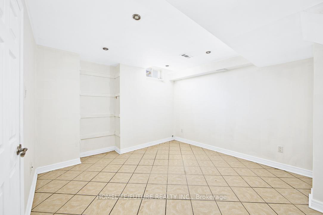 Photo 26 of 65 Game Creek Crescent, Brampton, Northwest Sandalwood Parkway — HOMEH