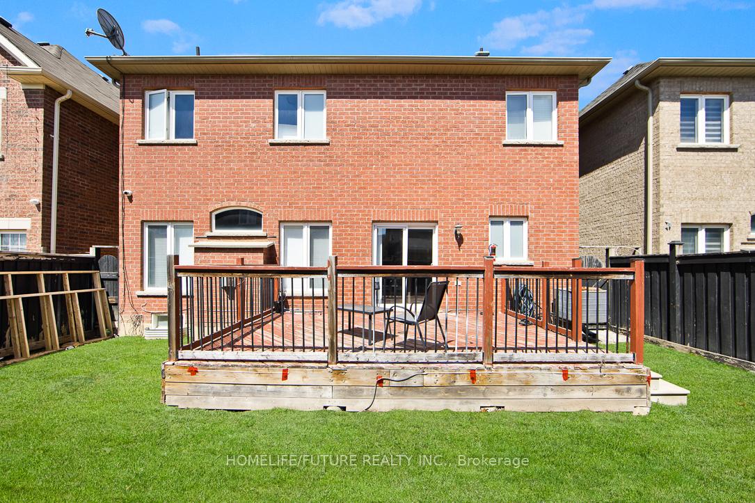 Photo 32 of 65 Game Creek Crescent, Brampton, Northwest Sandalwood Parkway — HOMEH