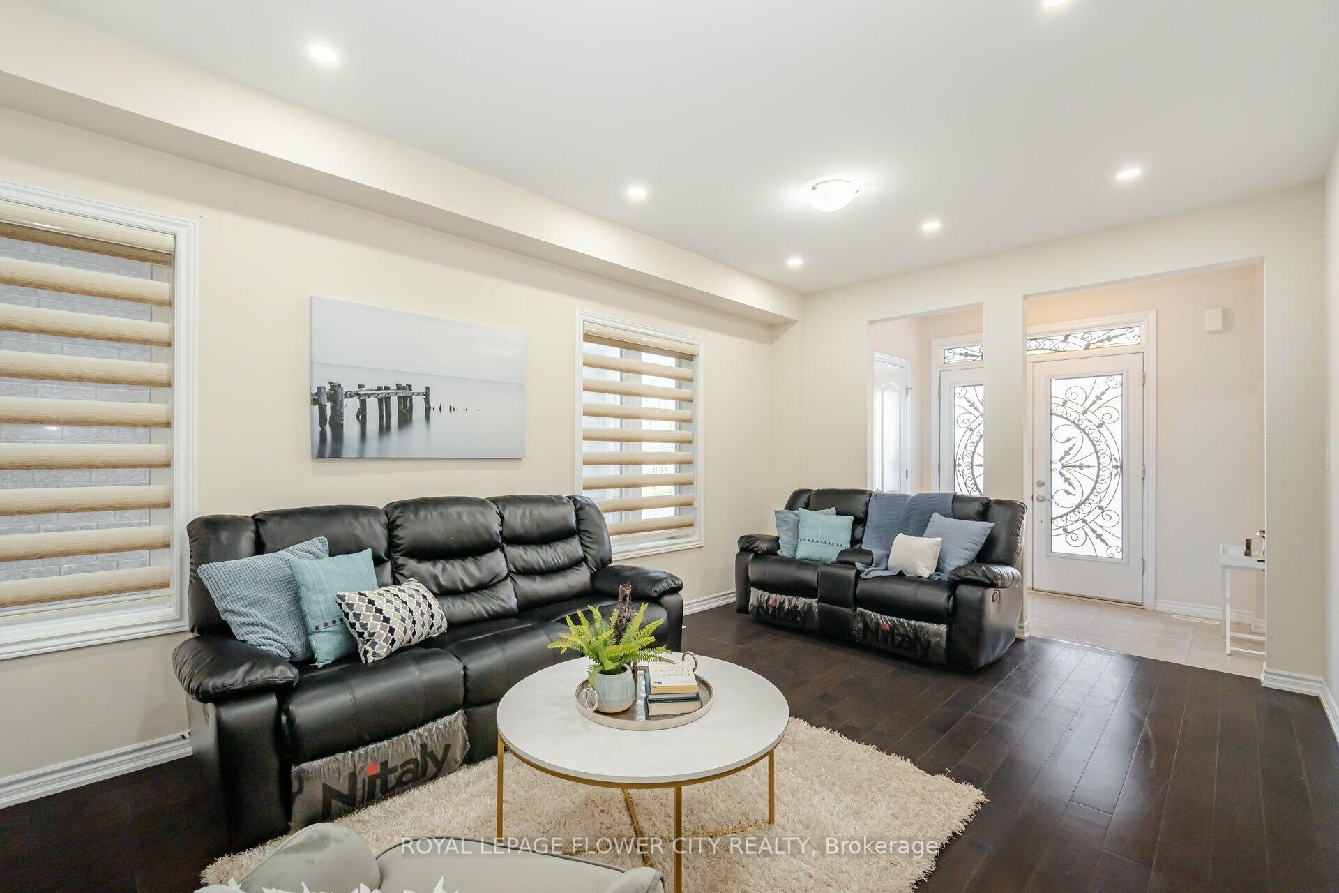 Photo 10 of 384 Remembrance Road, Brampton, Northwest Brampton — HOMEH