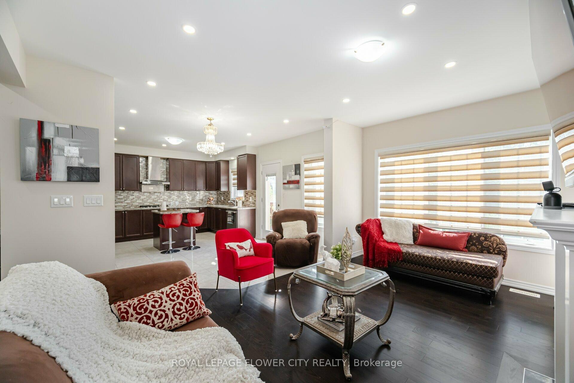 Photo 39 of 384 Remembrance Road, Brampton, Northwest Brampton — HOMEH