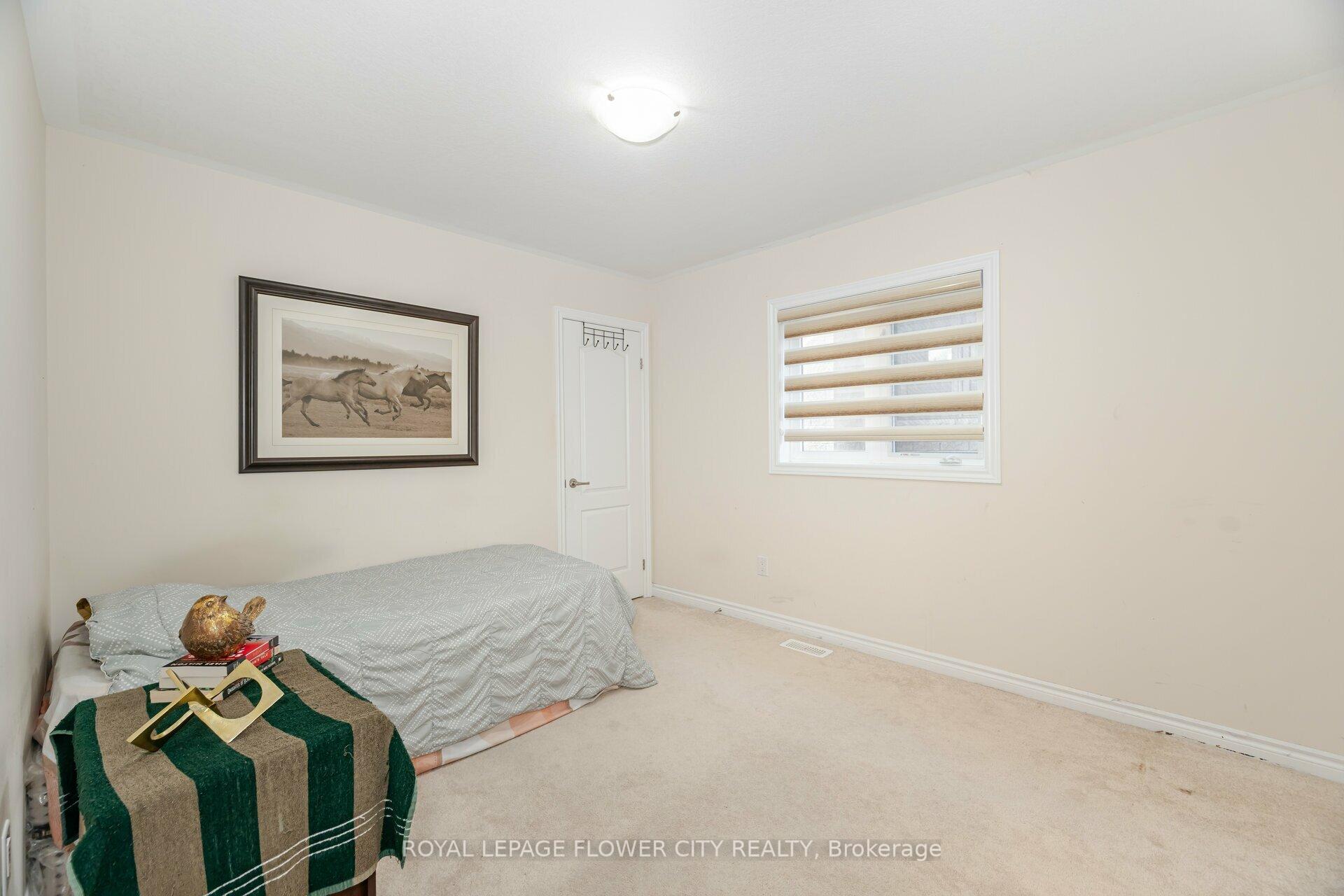 Photo 37 of 384 Remembrance Road, Brampton, Northwest Brampton — HOMEH
