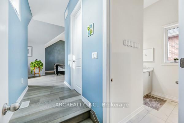 Photo 14 of 25 Thompson Way, Springwater, Centre Vespra — HOMEH