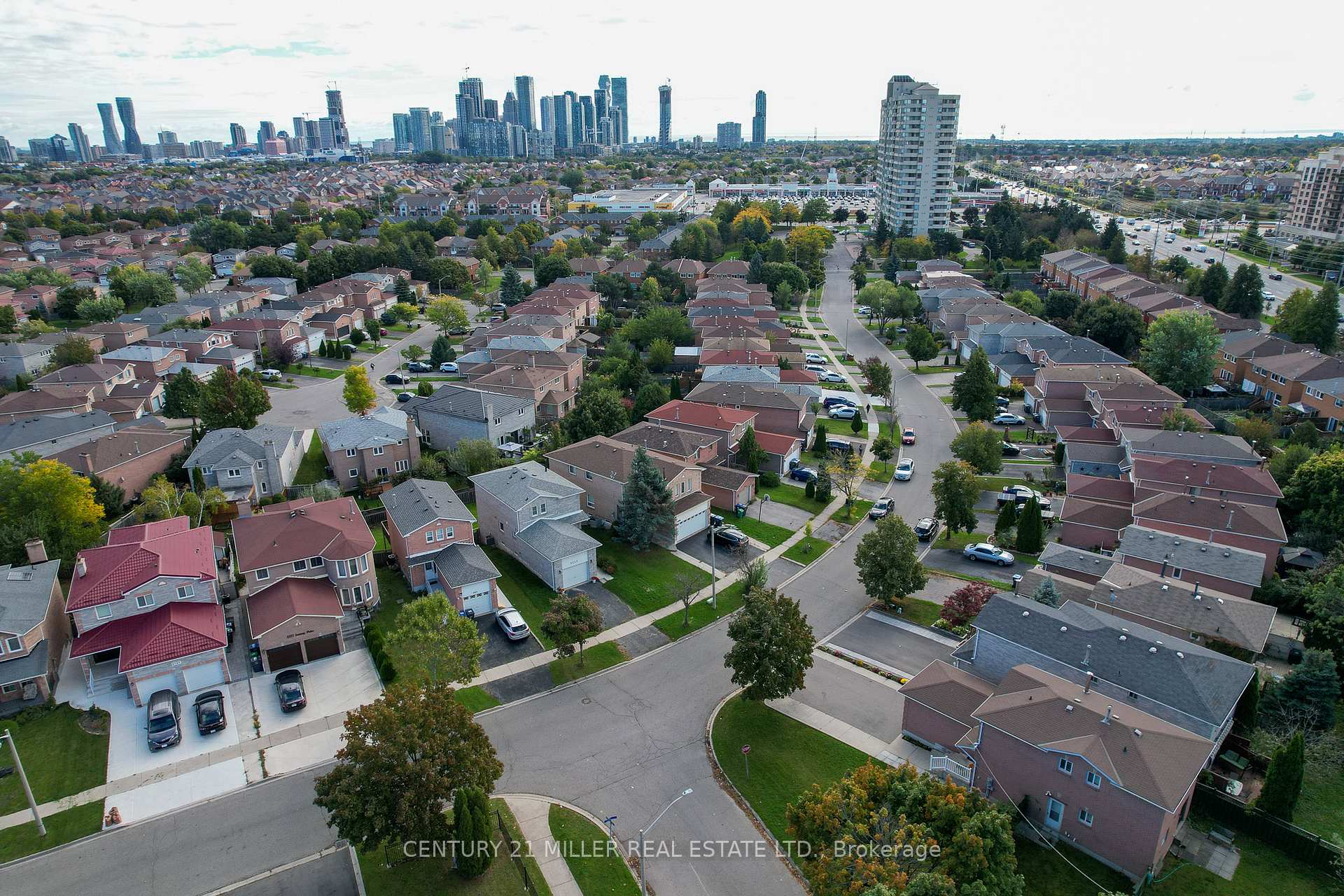 Photo 30 of 5100 Sunray Drive, Mississauga, Hurontario — HOMEH