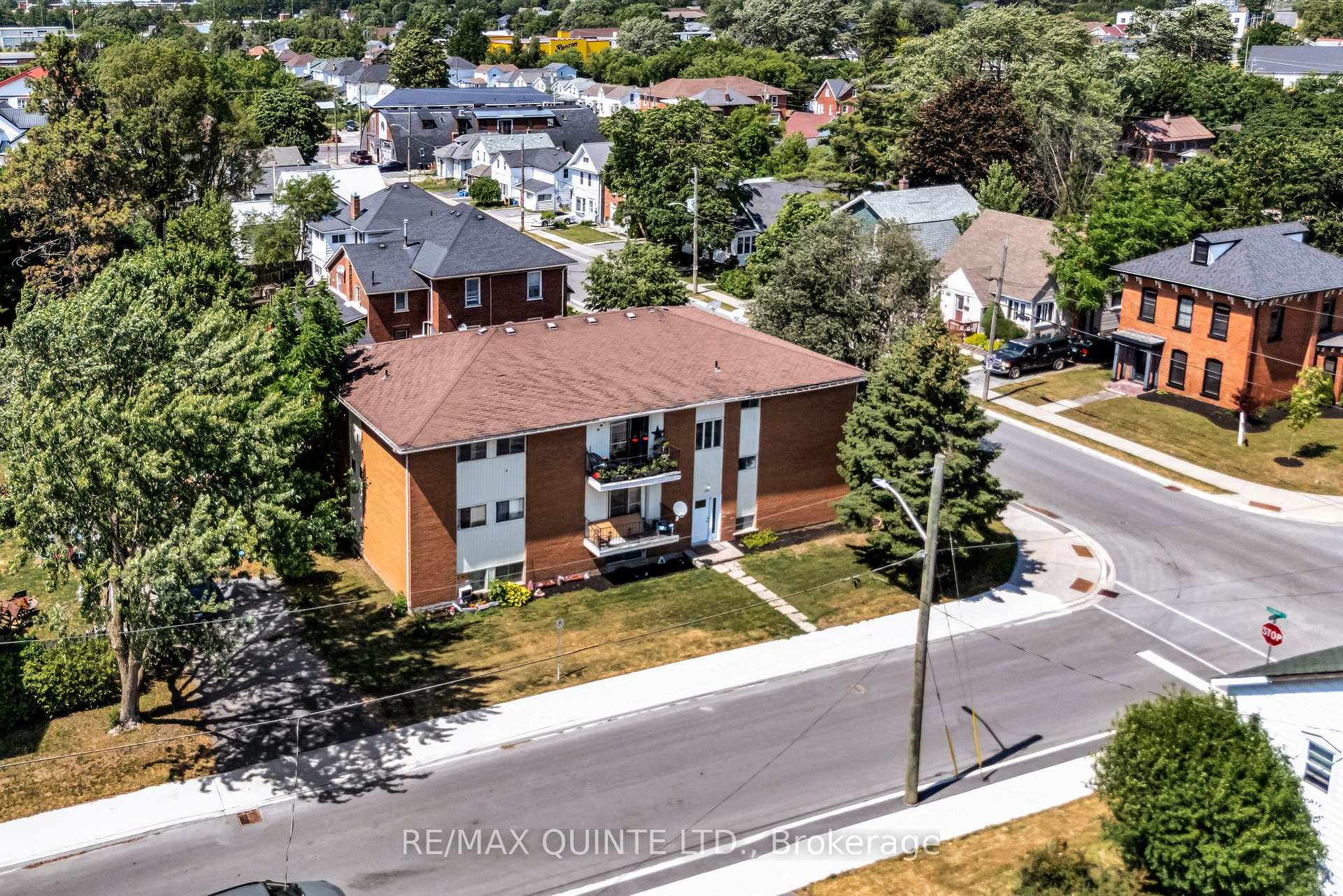 Photo 4 of 30 Henry Street, Belleville, Belleville Ward — HOMEH