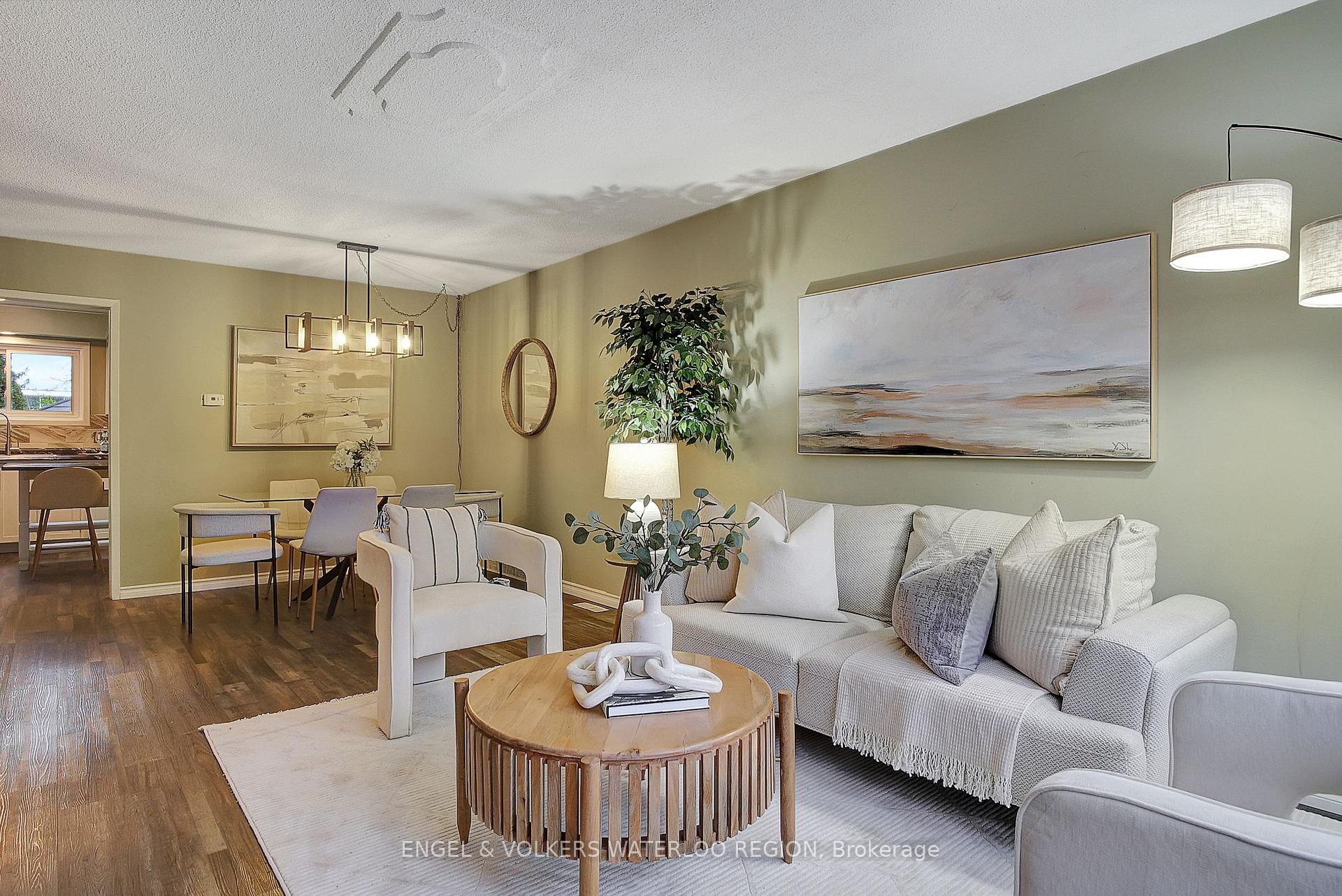 Photo 5 of Unit A, 586 Mount Anne Drive, Waterloo — HOMEH