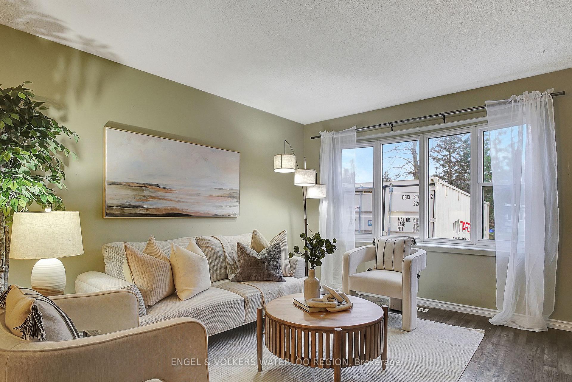 Photo 7 of Unit A, 586 Mount Anne Drive, Waterloo — HOMEH