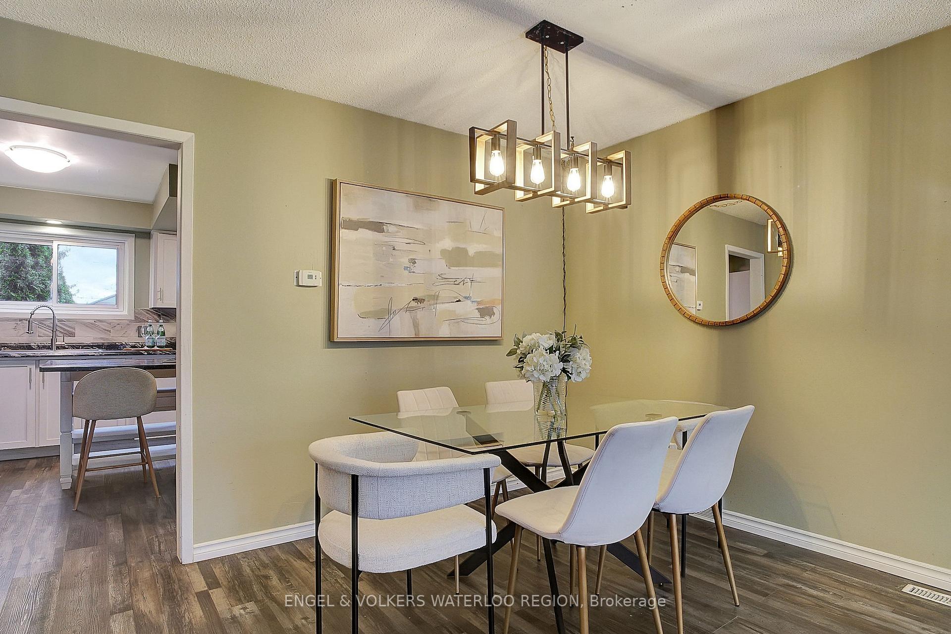 Photo 4 of Unit A, 586 Mount Anne Drive, Waterloo — HOMEH