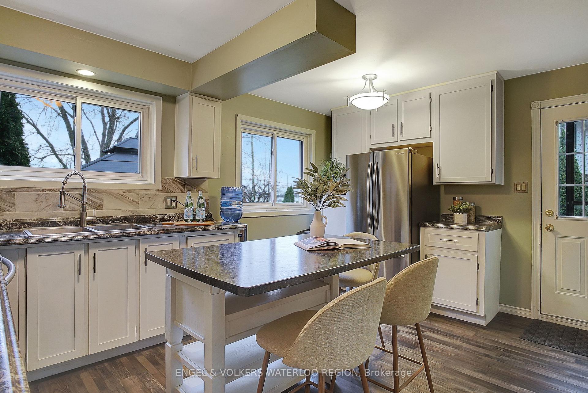 Photo 26 of Unit A, 586 Mount Anne Drive, Waterloo — HOMEH