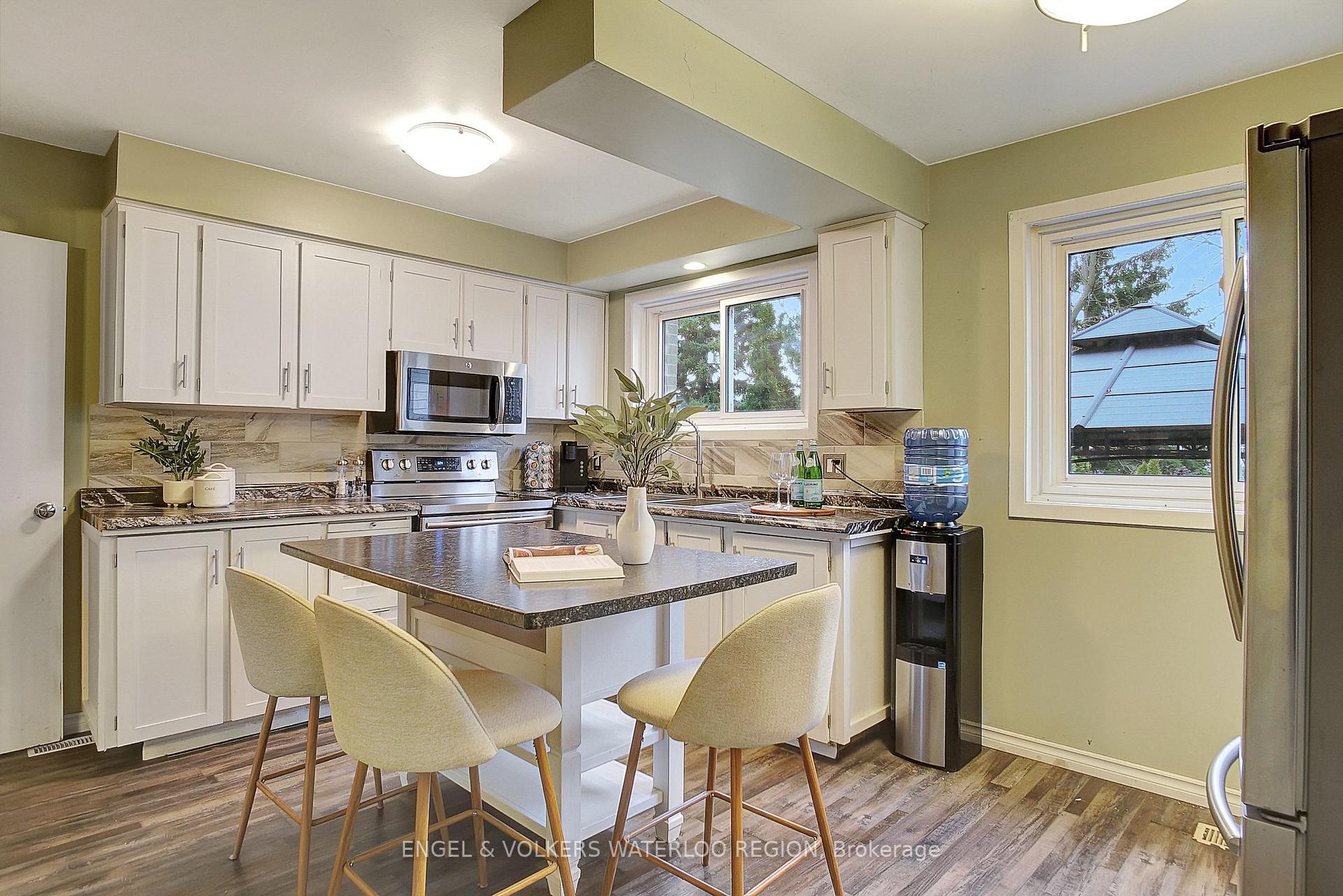 Photo 19 of Unit A, 586 Mount Anne Drive, Waterloo — HOMEH