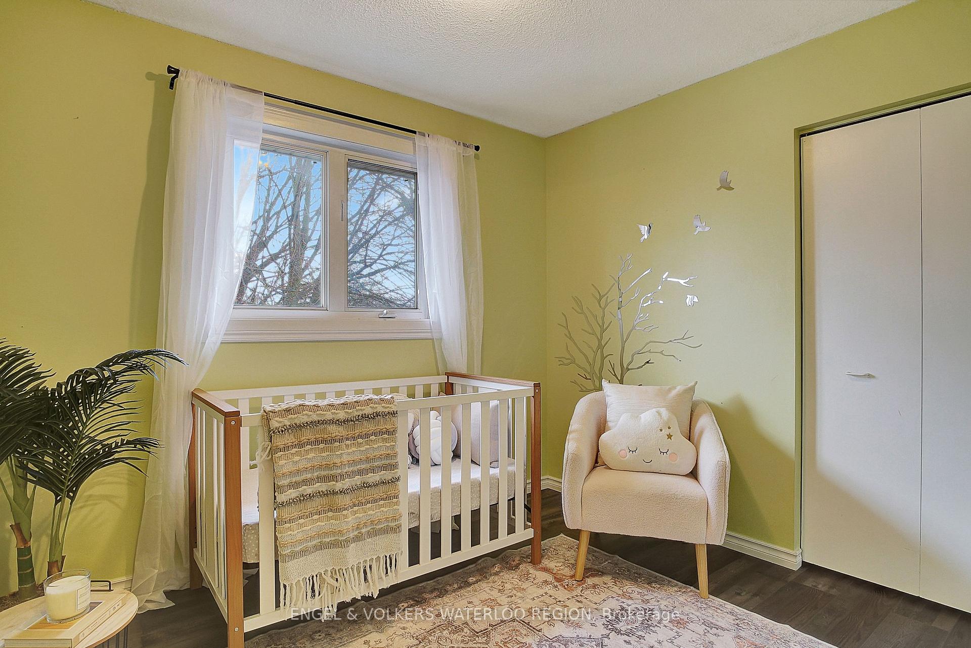 Photo 6 of Unit A, 586 Mount Anne Drive, Waterloo — HOMEH