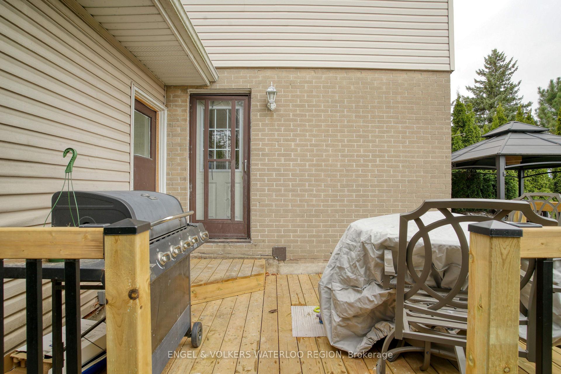 Photo 39 of Unit A, 586 Mount Anne Drive, Waterloo — HOMEH