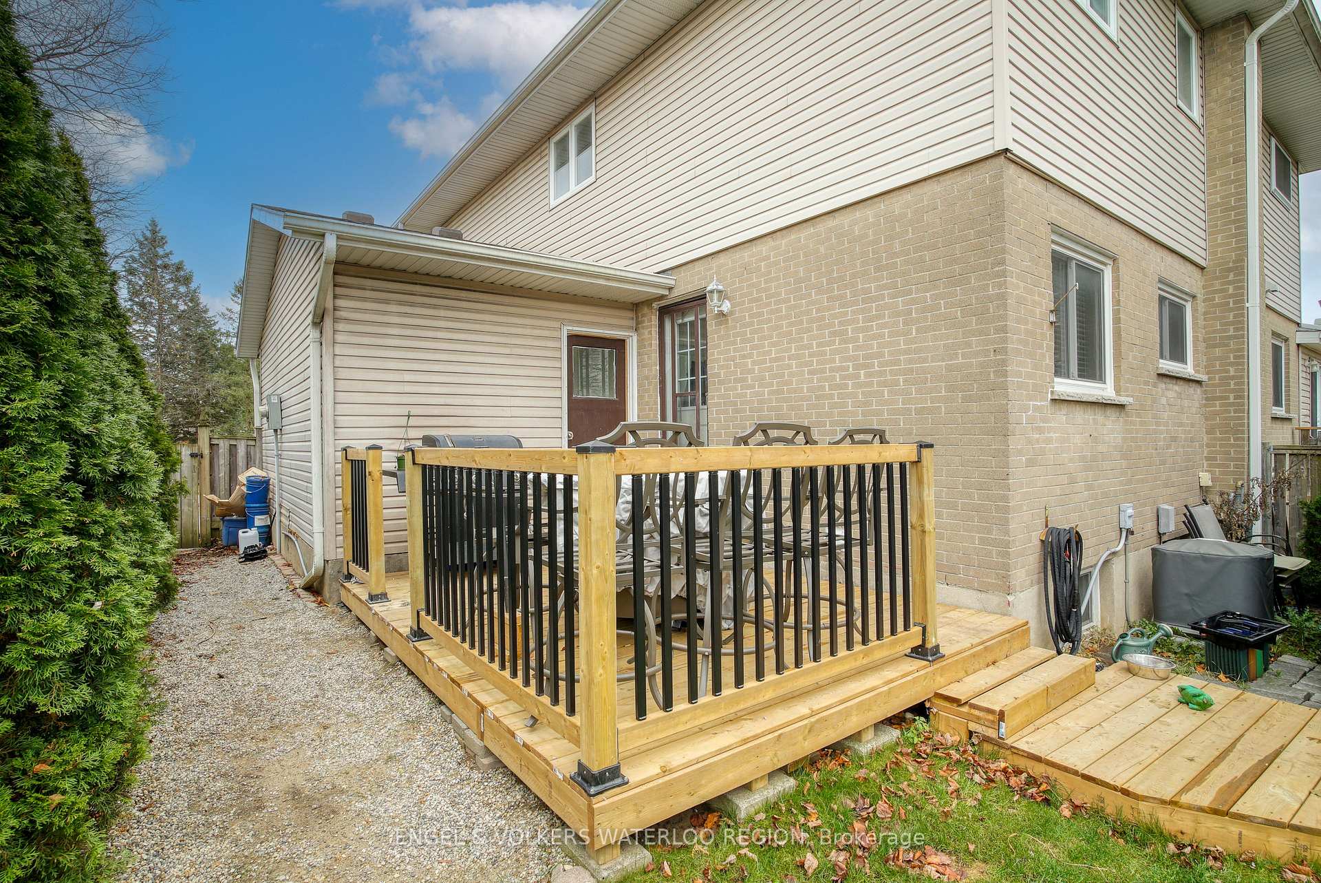 Photo 32 of Unit A, 586 Mount Anne Drive, Waterloo — HOMEH