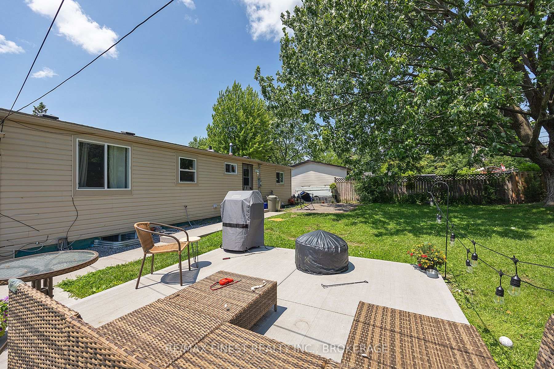 Photo 24 of 35 Clairton Place, Loyalist, Amherstview — HOMEH