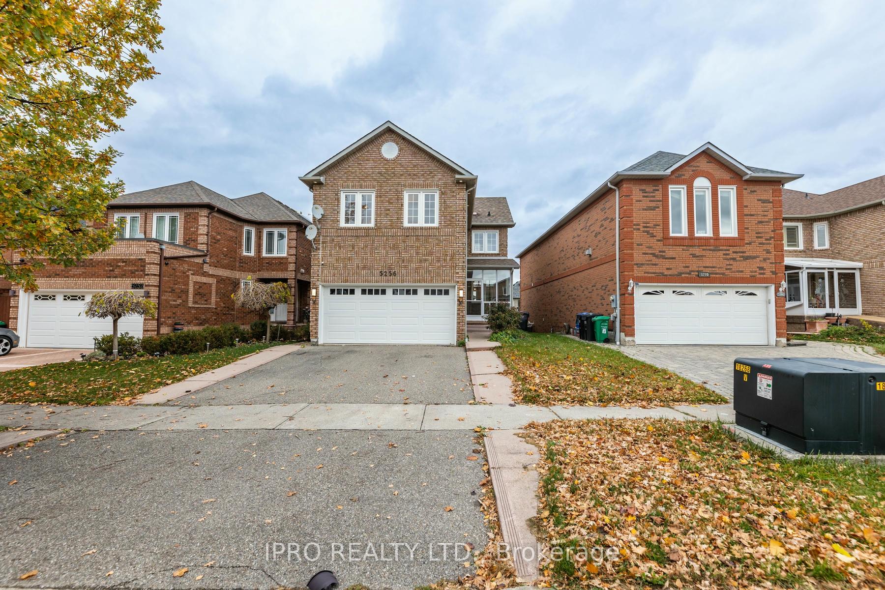 Front of 5256 Floral Hill Crescent