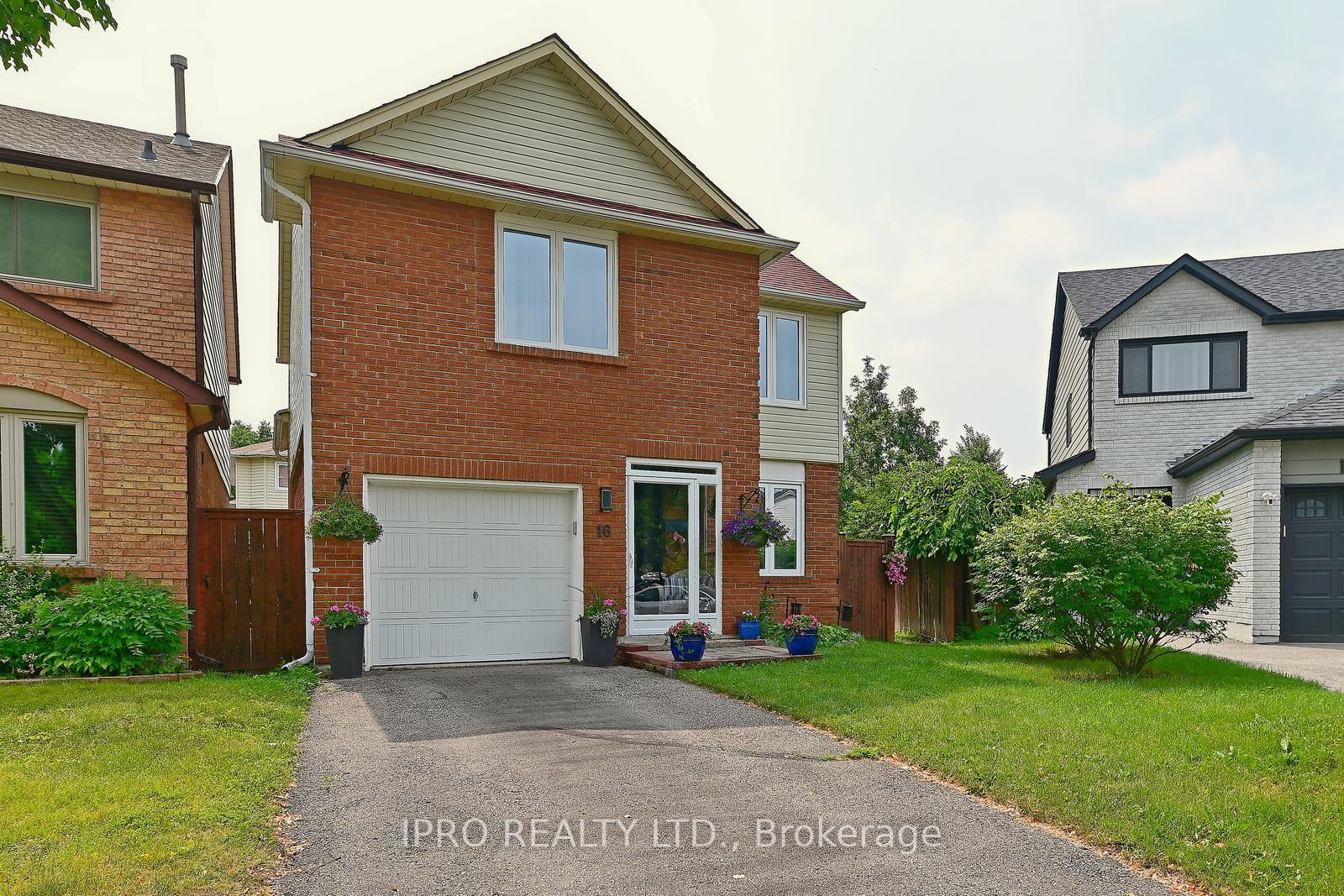 Photo 1 of 16 Bryant Court, Brampton, Brampton West — HOMEH
