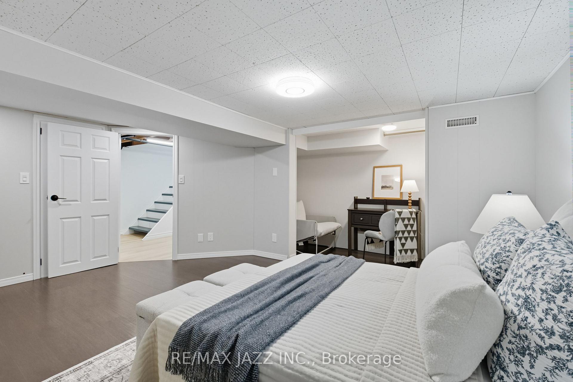 Photo 24 of 55 Liberty Street S, Clarington, Bowmanville — HOMEH