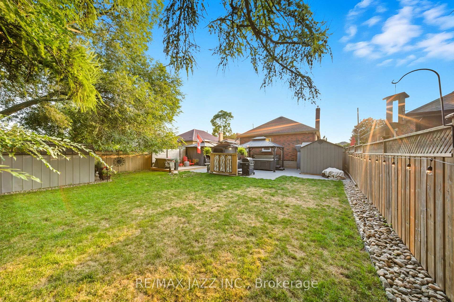 Photo 34 of 55 Liberty Street S, Clarington, Bowmanville — HOMEH