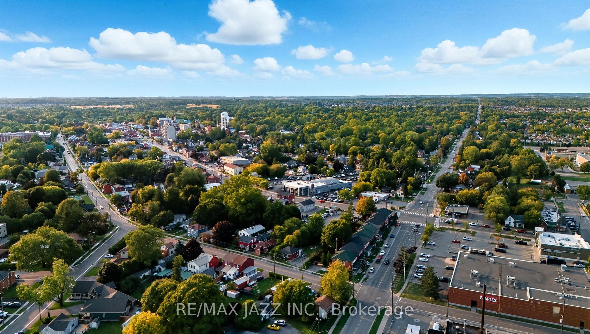 Photo 40 of 55 Liberty Street S, Clarington, Bowmanville — HOMEH