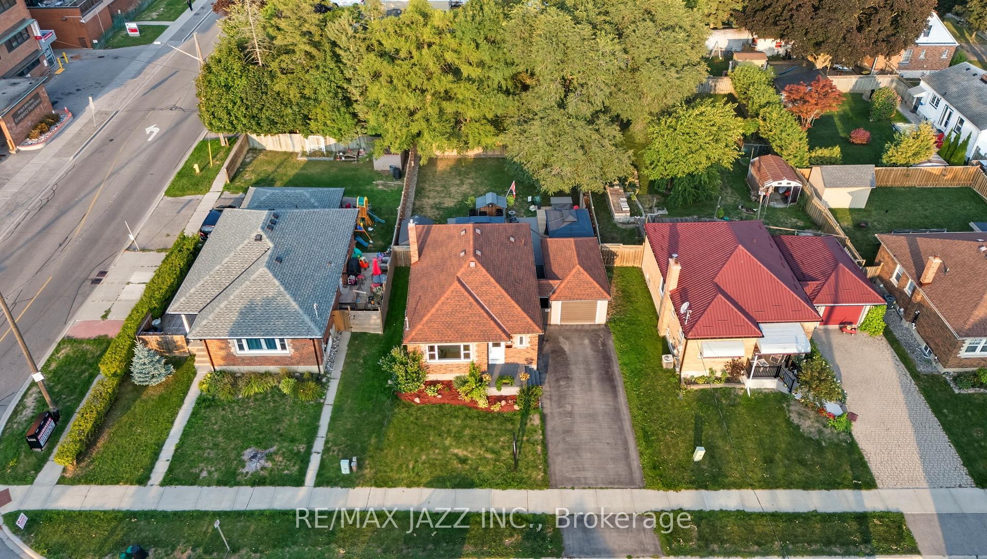 Photo 43 of 55 Liberty Street S, Clarington, Bowmanville — HOMEH