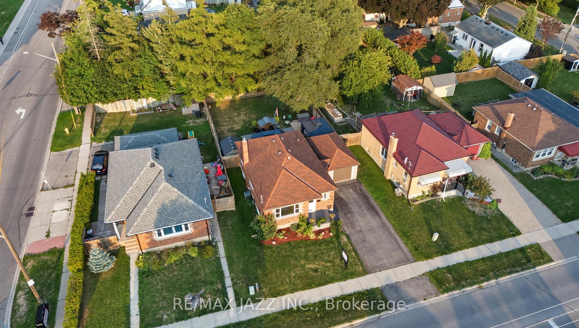 Photo 44 of 55 Liberty Street S, Clarington, Bowmanville — HOMEH