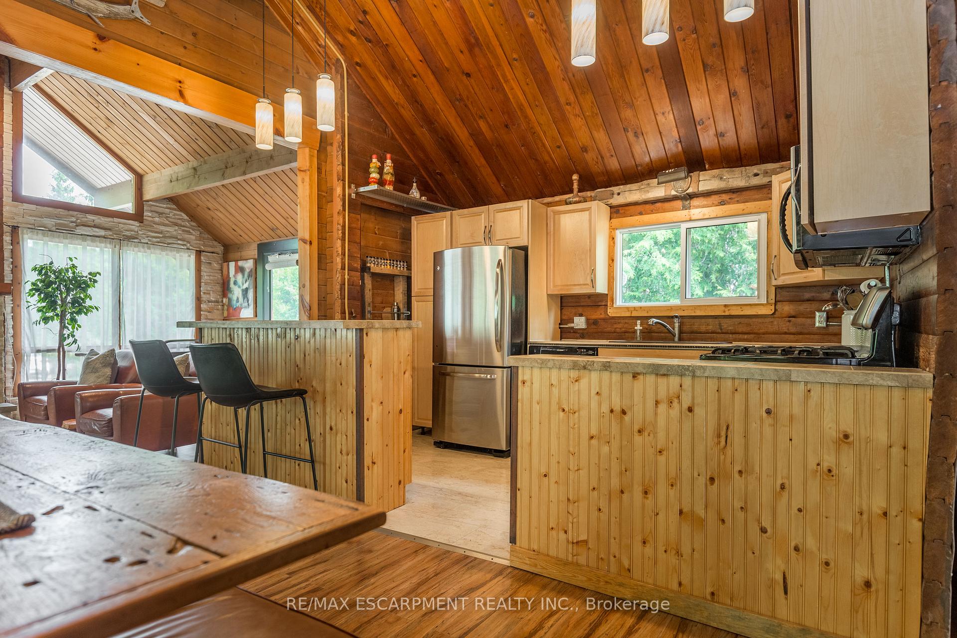 Photo 9 of 209850 26 Highway, Blue Mountains — HOMEH