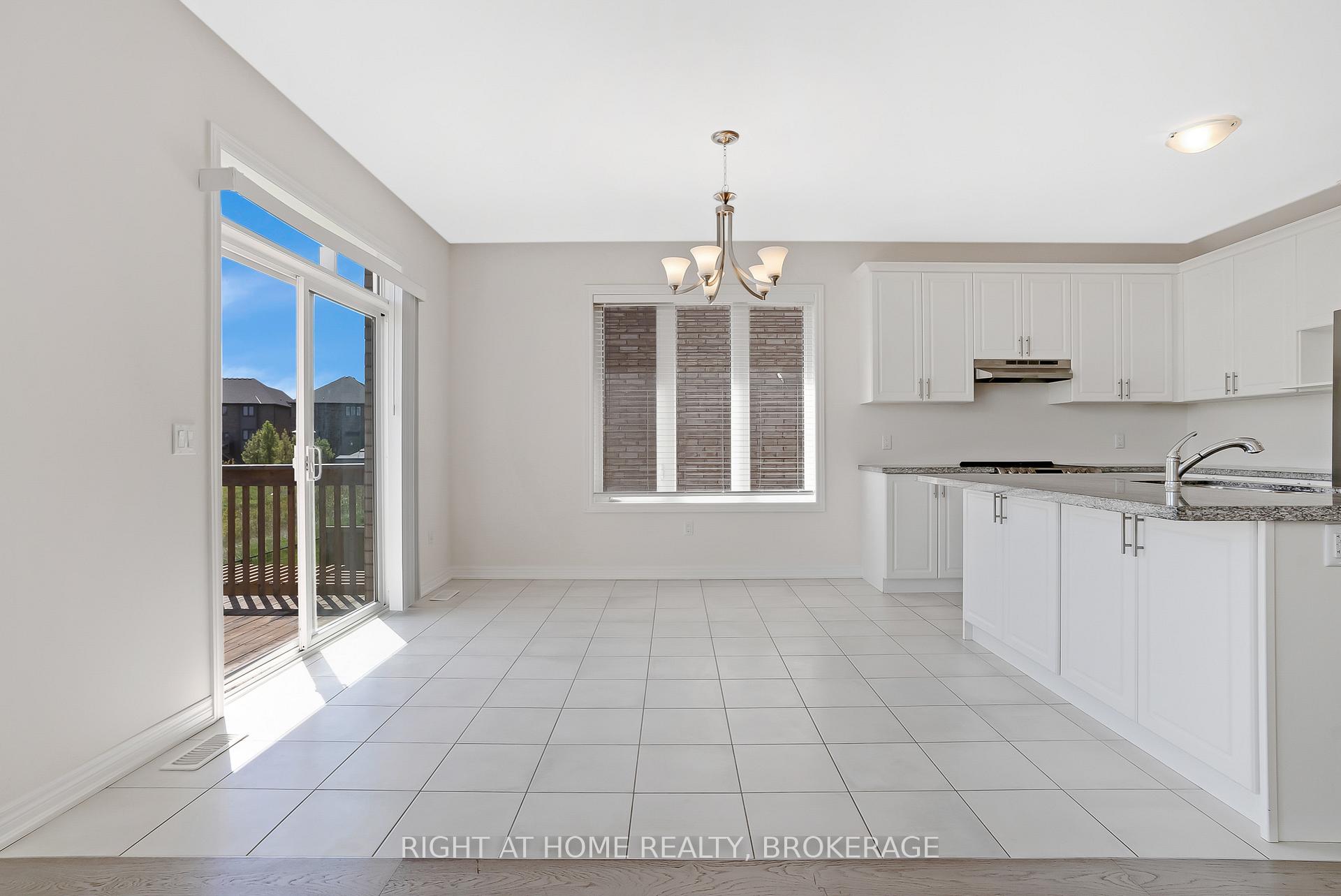 Photo 9 of 19 Robarts Drive, Hamilton, Ancaster — HOMEH