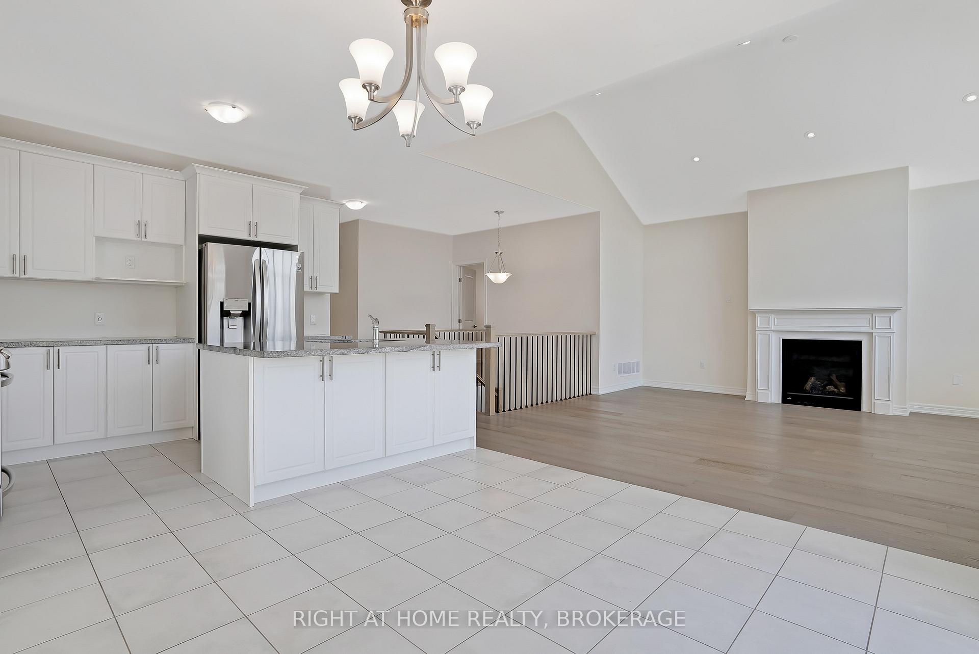 Photo 22 of 19 Robarts Drive, Hamilton, Ancaster — HOMEH