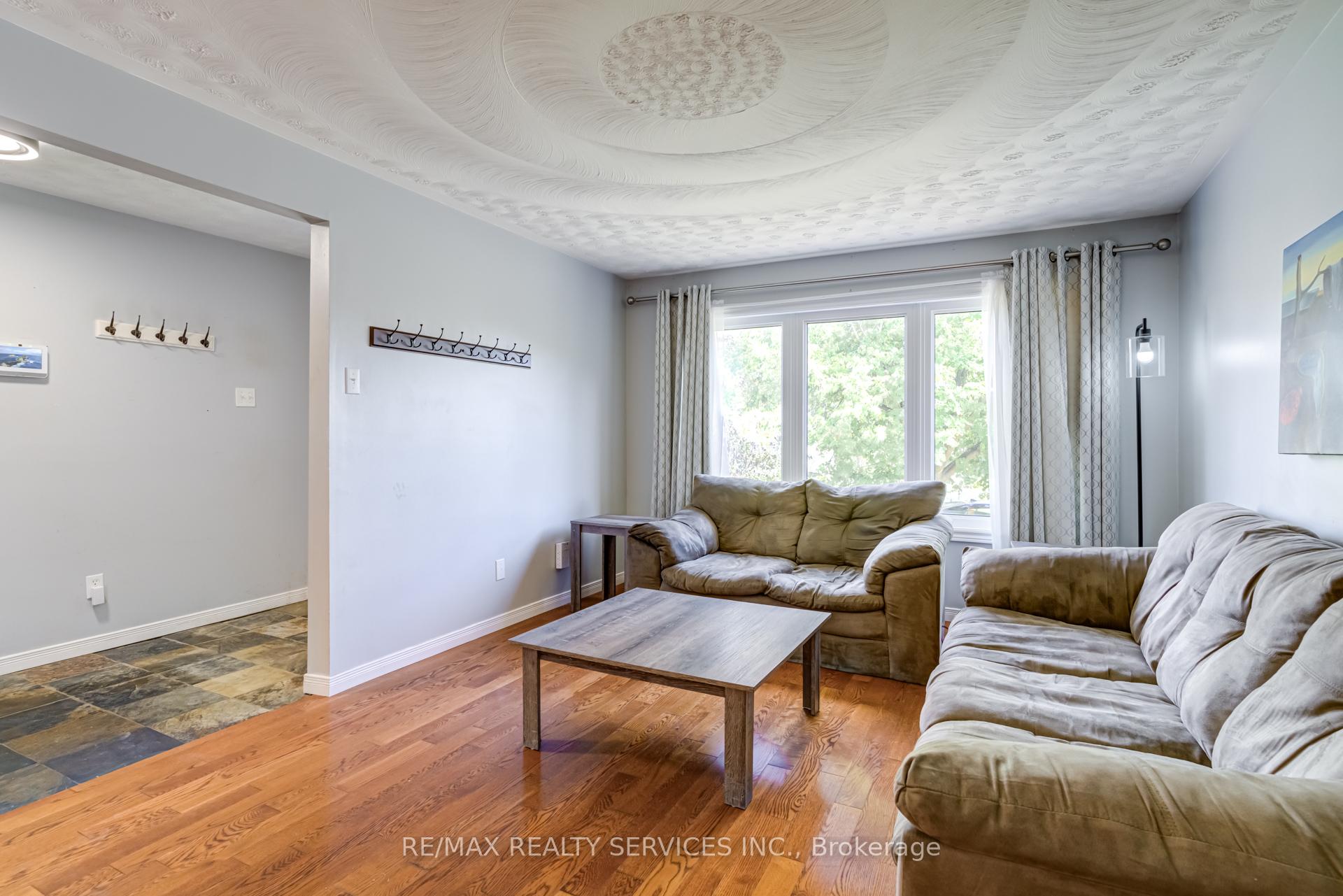 Photo 6 of 109 Biehn Drive, Kitchener — HOMEH