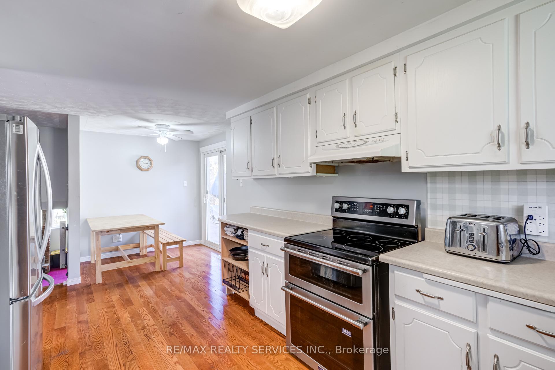 Photo 9 of 109 Biehn Drive, Kitchener — HOMEH