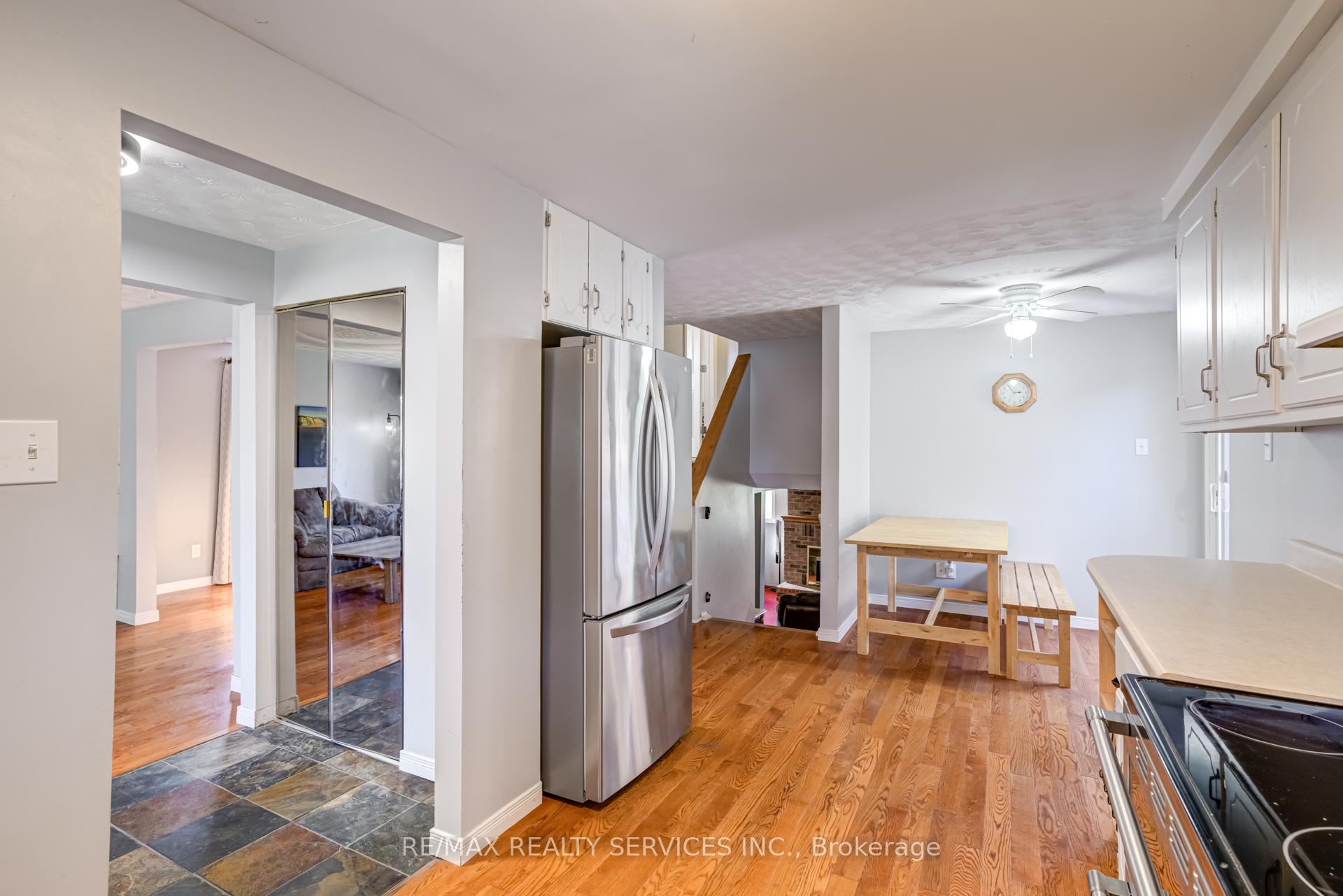 Photo 12 of 109 Biehn Drive, Kitchener — HOMEH