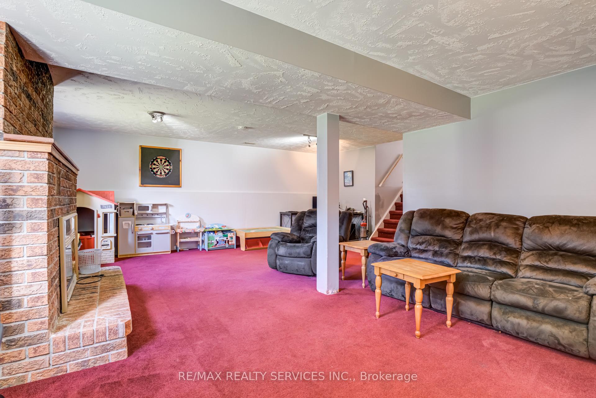 Photo 32 of 109 Biehn Drive, Kitchener — HOMEH