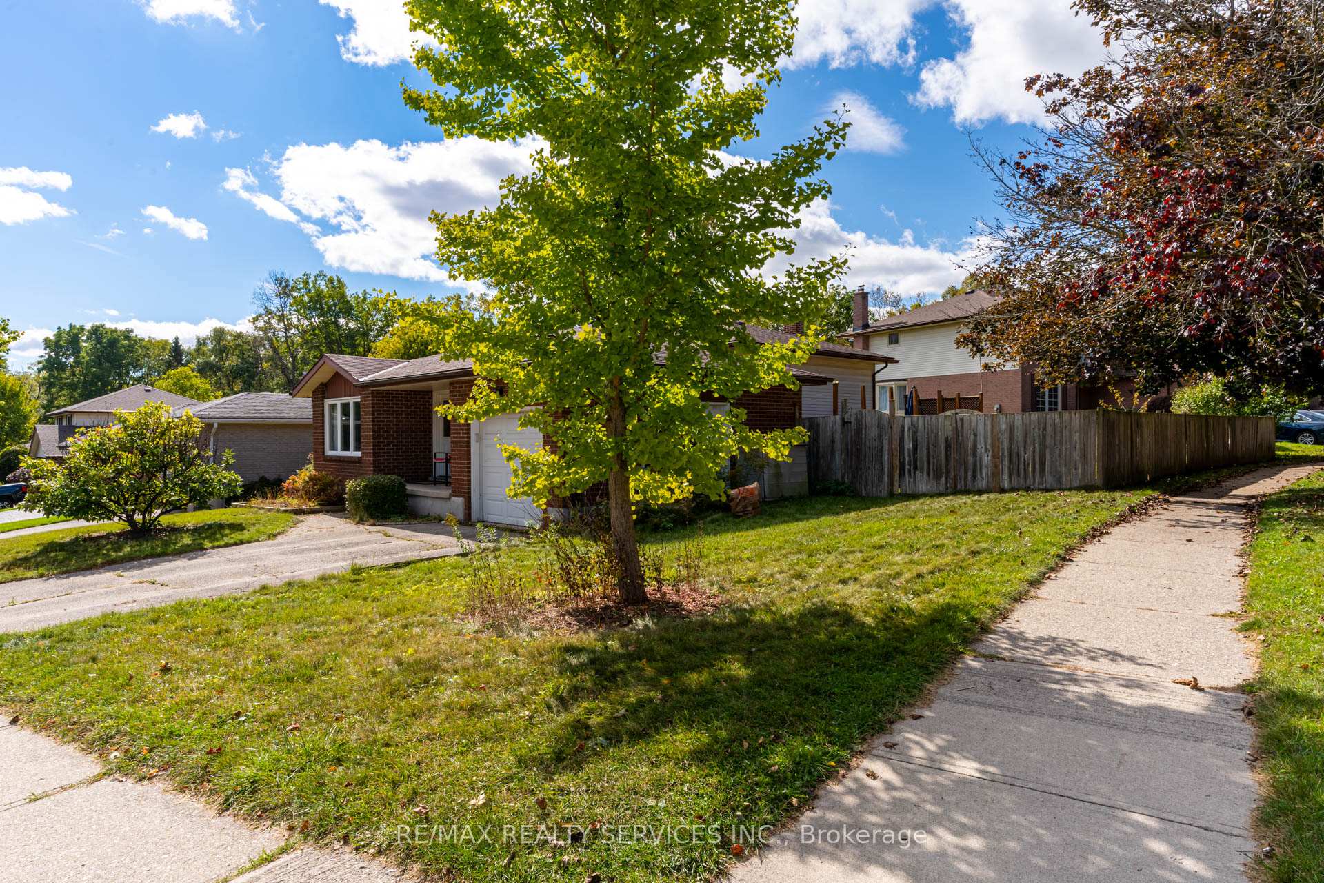 Photo 35 of 109 Biehn Drive, Kitchener — HOMEH