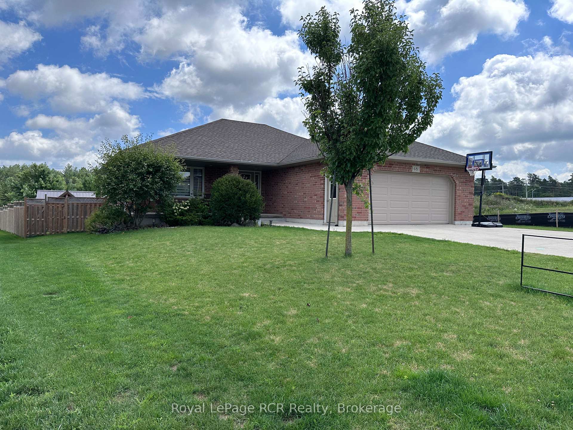Photo 3 of 681 23rd Avenue, Hanover — HOMEH
