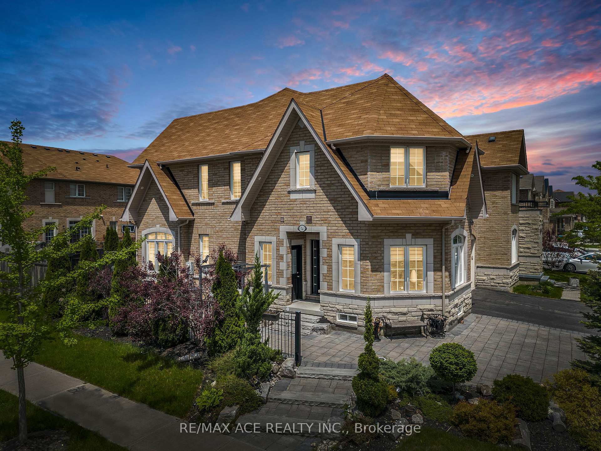 Photo 1 of 51 Long Branch Trail, Brampton, Bram East — HOMEH