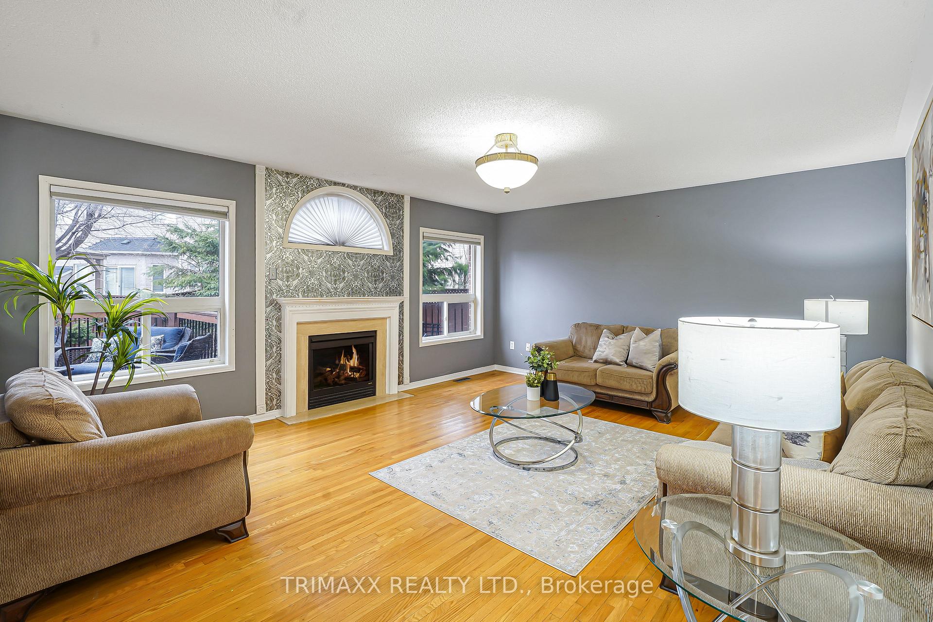 Photo 13 of 3 Turret Crescent, Brampton, Fletcher's Meadow — HOMEH