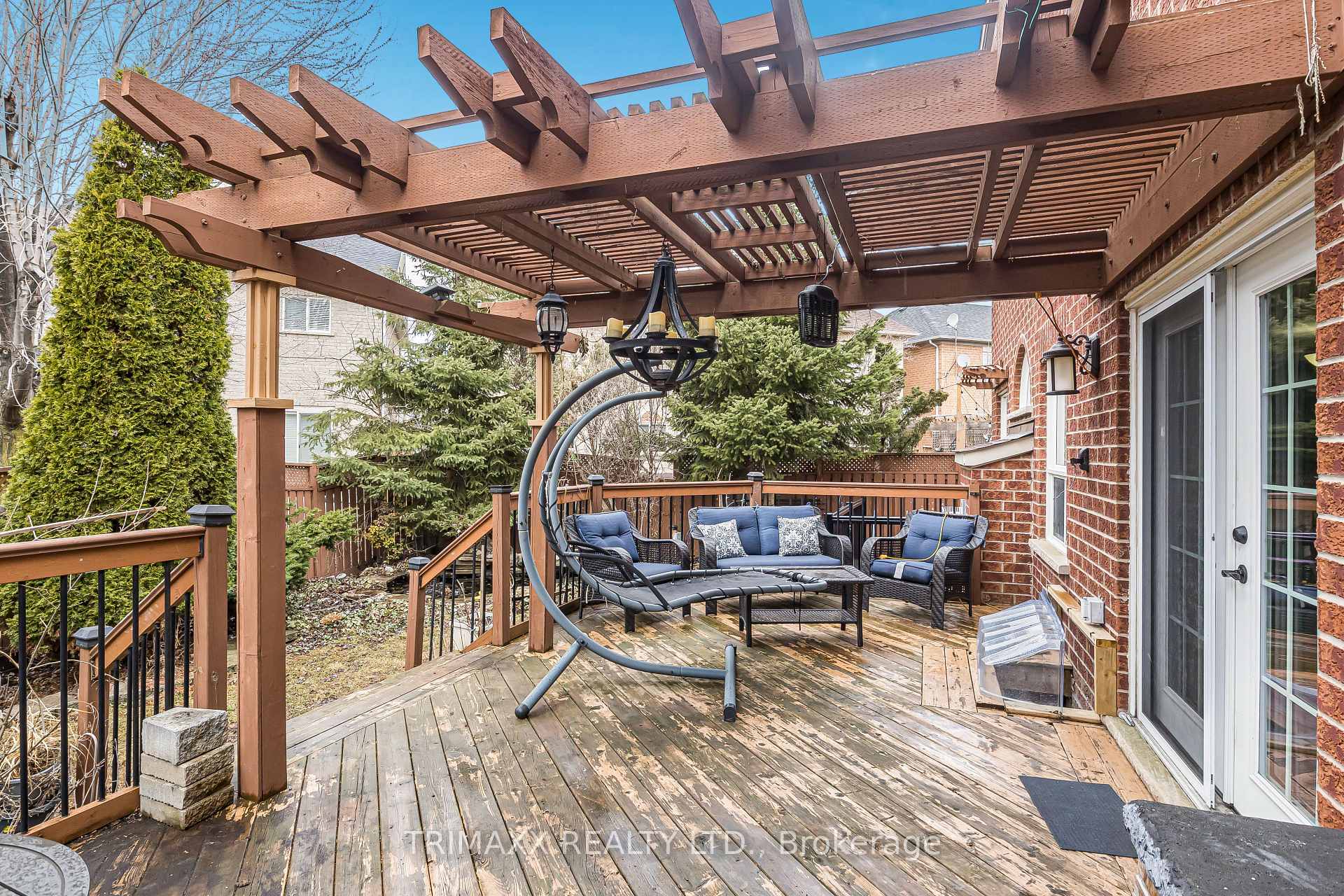 Photo 10 of 3 Turret Crescent, Brampton, Fletcher's Meadow — HOMEH