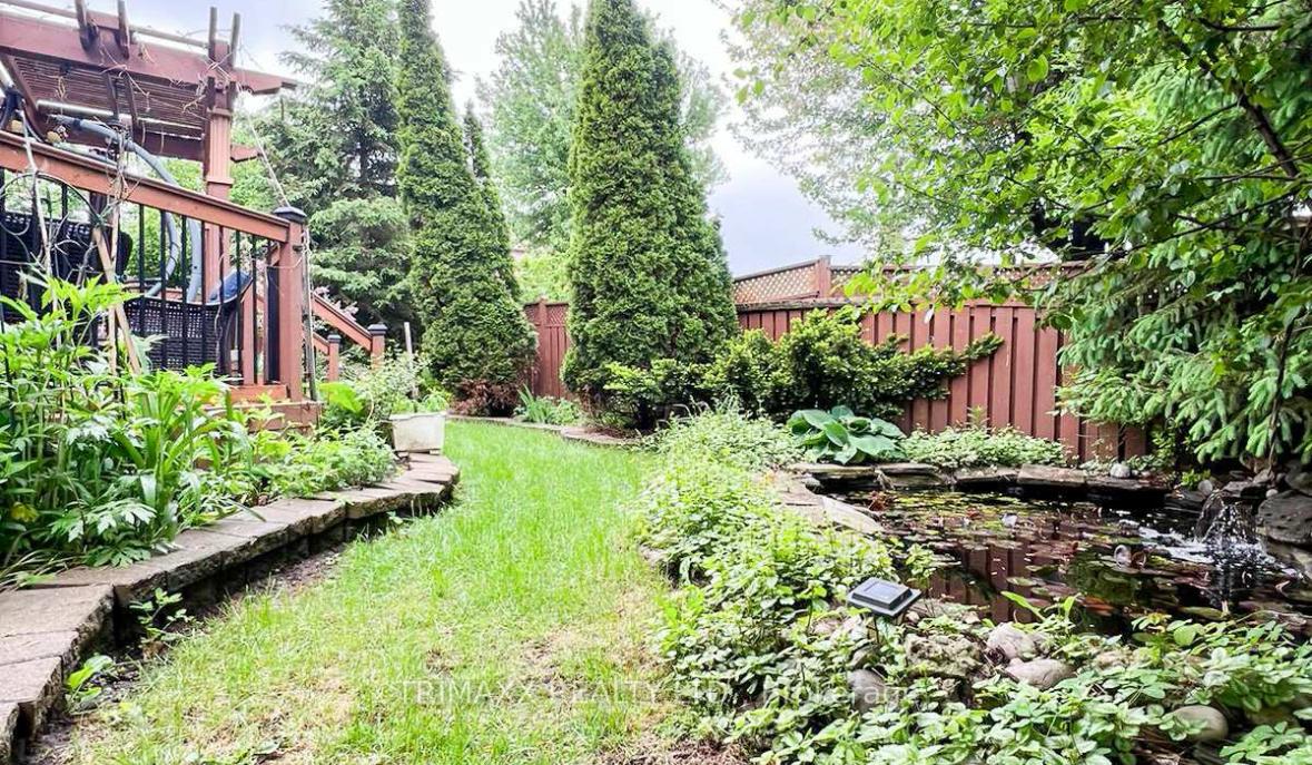 Photo 17 of 3 Turret Crescent, Brampton, Fletcher's Meadow — HOMEH